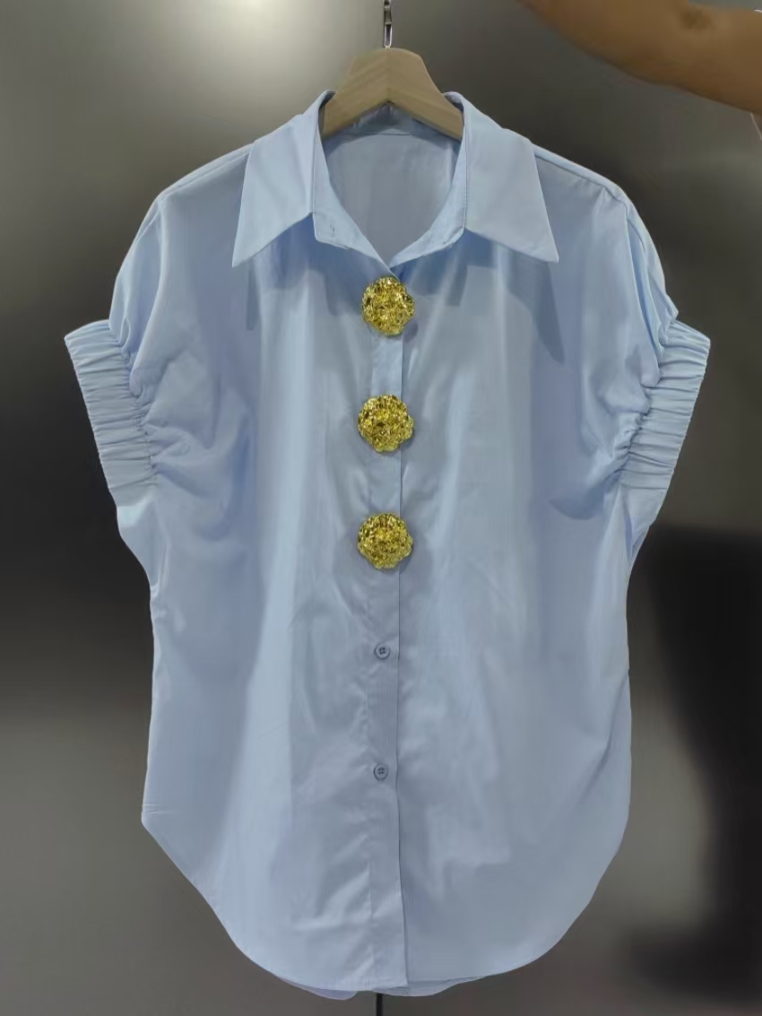 Luxury Lifestyle Photography - Chemises et Blouses en Coton à