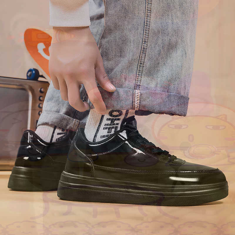 Bottes taille 33 Tennis chauss - Luxury Lifestyle Grooming Lounge avis et prix